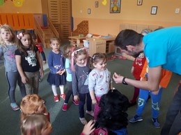 Zobrazit » 9.4.2019 - ,,CANISTERAPIE S PEJSKEM SÁROU