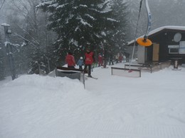 Zobrazit » Lyže 24.1.2018 zelená červená oranžová hnědá třída