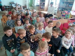 Zobrazit » Divadlo u nás ve školce
