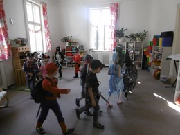 Zobrazit » Maškarní karneval v Sedmikráskách