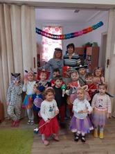 Zobrazit » Karneval u Sedmikrásek
