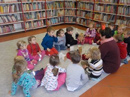 Zobrazit » V čertovské knihovně