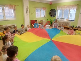 Zobrazit » Padák, nebo paraplíčko