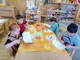 Zobrazit » Jak jsme vyráběli šaška