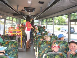 Zobrazit » Motýlci a Broučci na výletě