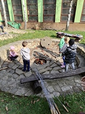 Zobrazit » Opékání buřtů