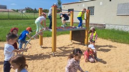 Zobrazit » Broučci na hřišti