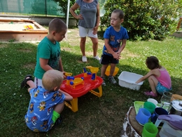 Zobrazit » Loučíme se se školákem a užíváme teplých dnů